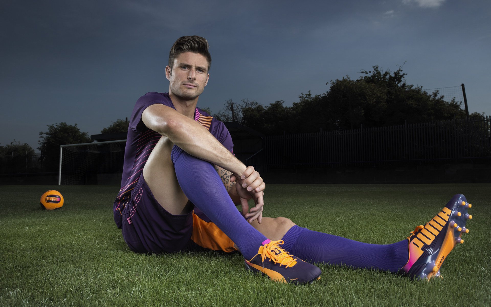 中国足球各级别教练执教风格雷达图，中国足球教练组成员