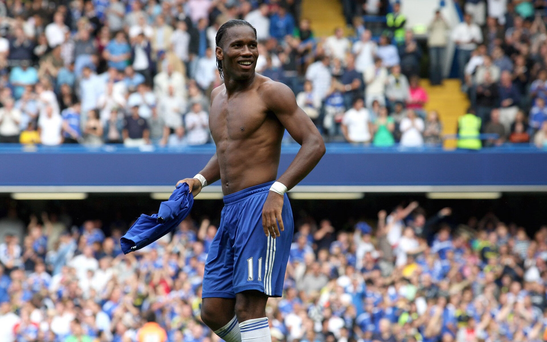 校园体育嘉年华夜场 专门为寄宿生开放